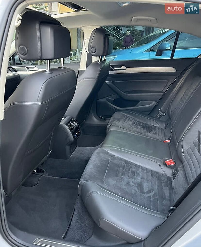 Volkswagen Passat 2017 VIN WVWZZZ3CZHE148585 фото оголошення 25 з 32