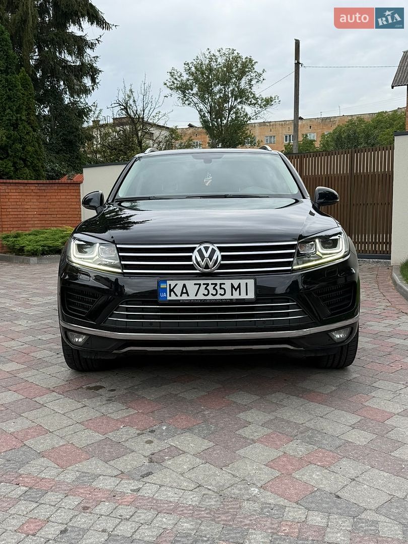 Volkswagen Touareg 2017 VIN WVGZZZ7PZHD032788 фото оголошення 2 з 22