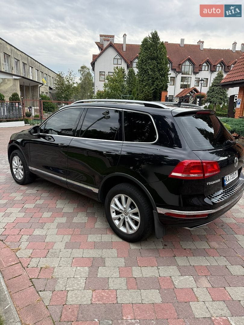 Volkswagen Touareg 2017 VIN WVGZZZ7PZHD032788 фото оголошення 8 з 22