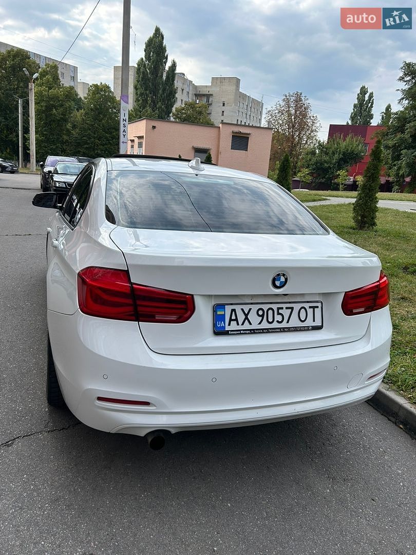 BMW 3 Series 2016 VIN WBA8E5G54GNT95068 фото оголошення 6 з 17