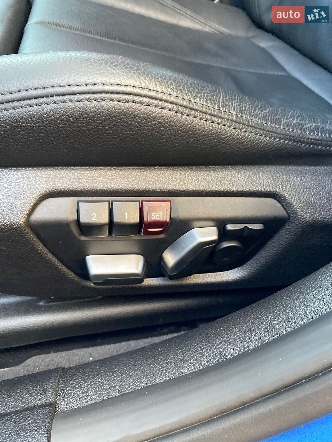 BMW 3 Series 2018 VIN WBA8B9103JA826351 фото оголошення 29 з 33