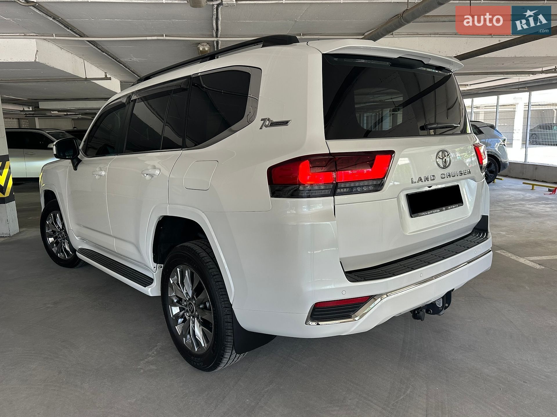 Toyota Land Cruiser 2021 VIN JTMAAABJX04004546 фото оголошення 12 з 63
