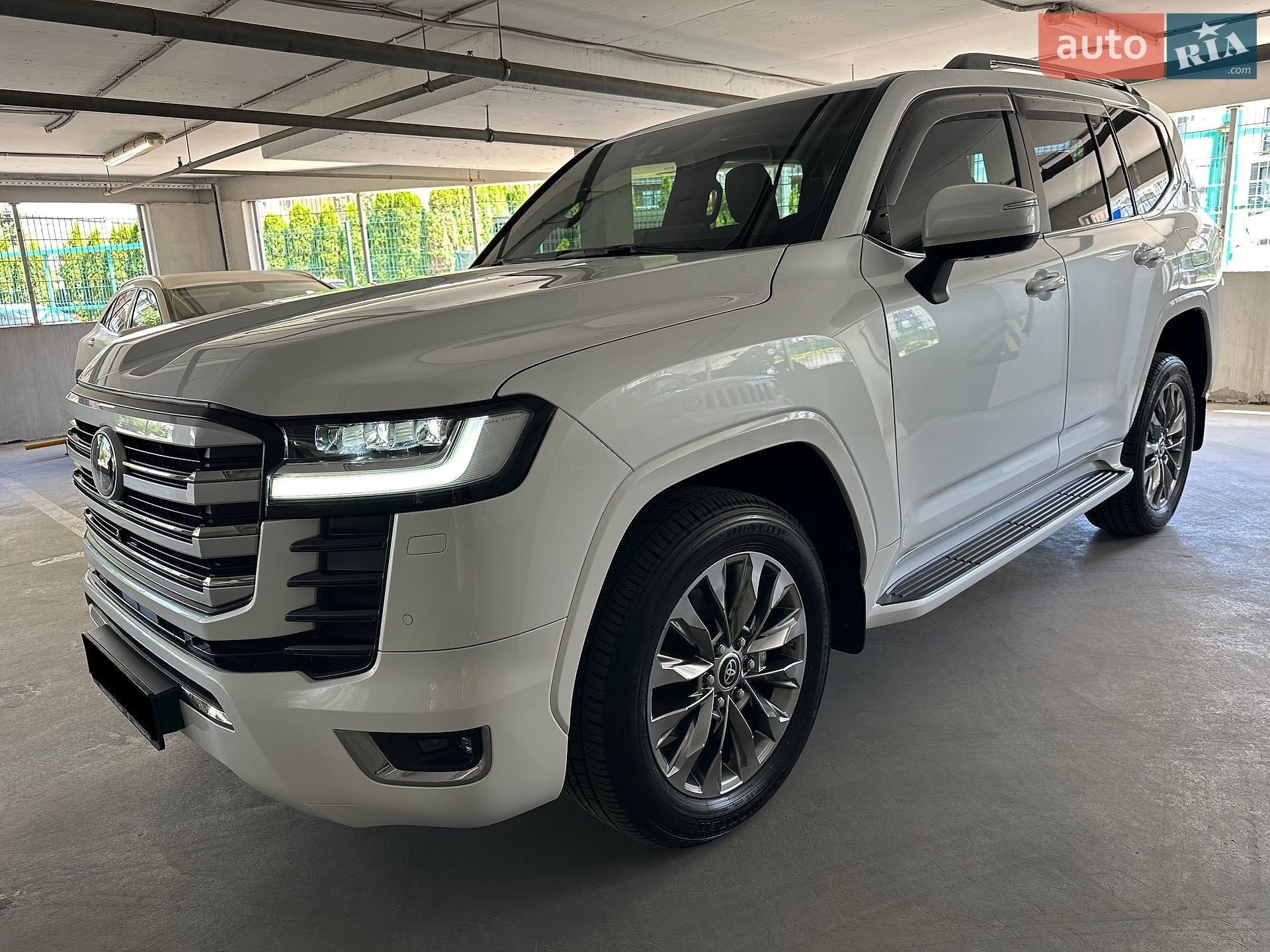 Toyota Land Cruiser 2021 VIN JTMAAABJX04004546 фото оголошення 15 з 63