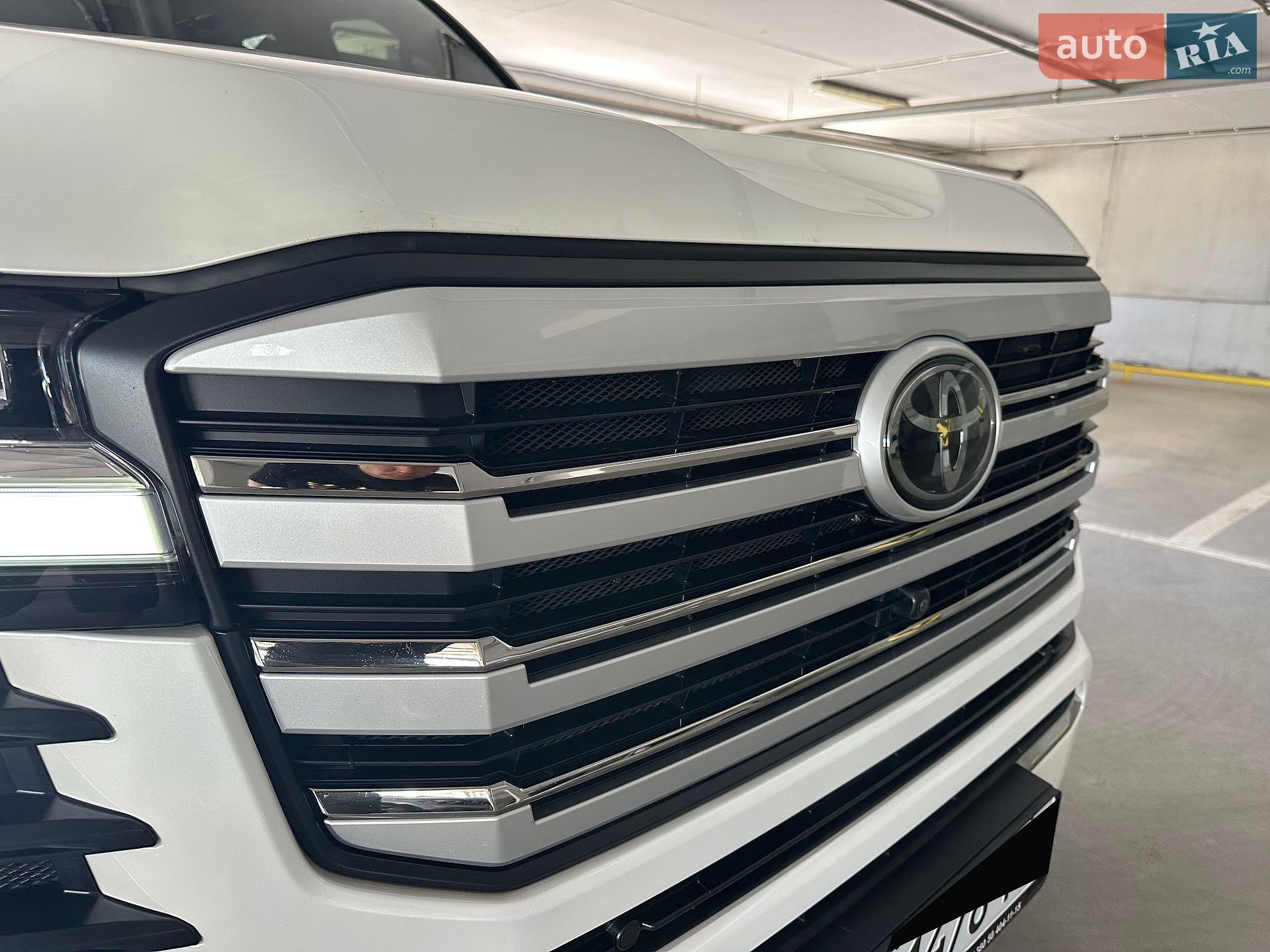 Toyota Land Cruiser 2021 VIN JTMAAABJX04004546 фото оголошення 20 з 63
