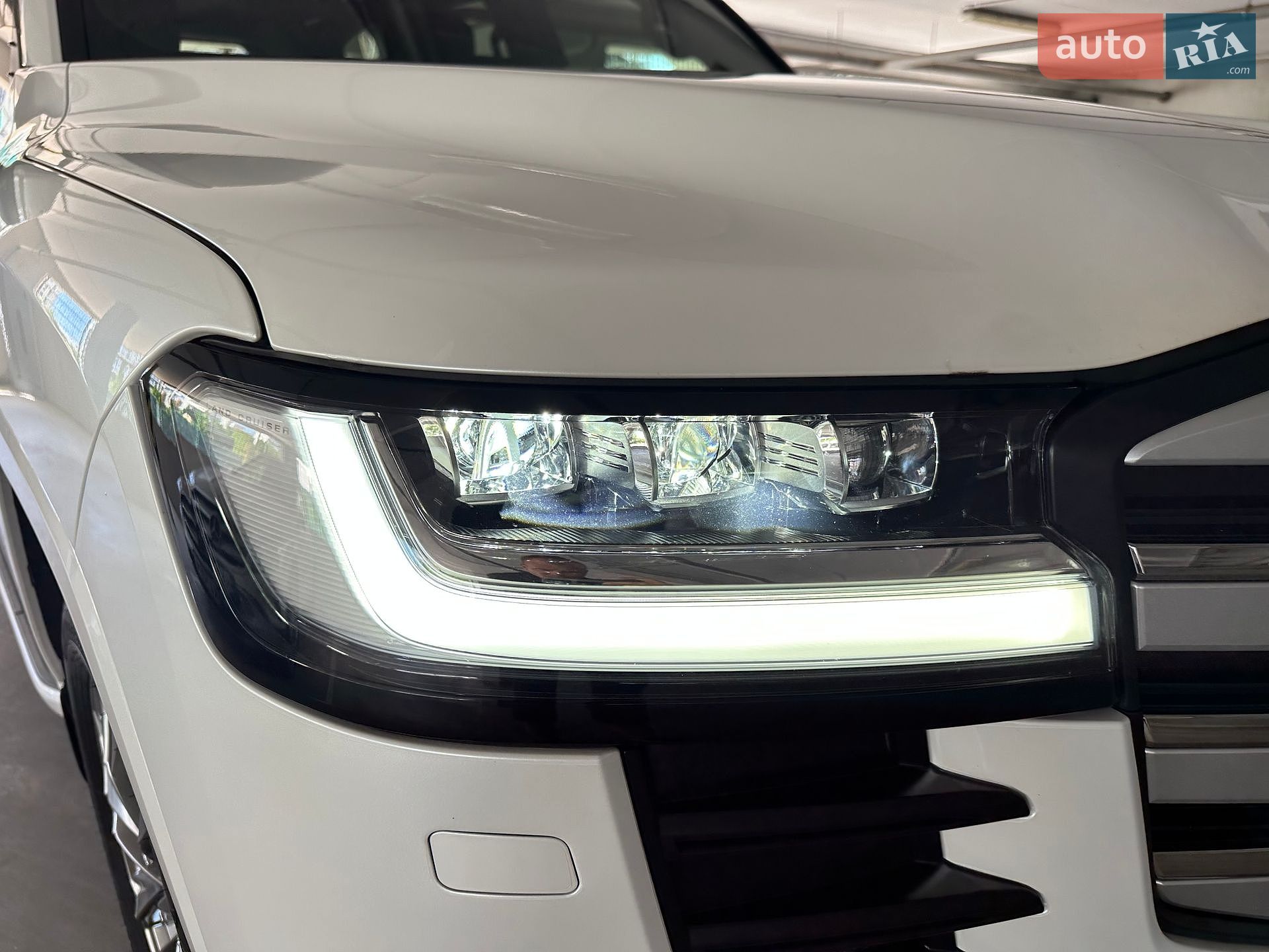 Toyota Land Cruiser 2021 VIN JTMAAABJX04004546 фото оголошення 21 з 63