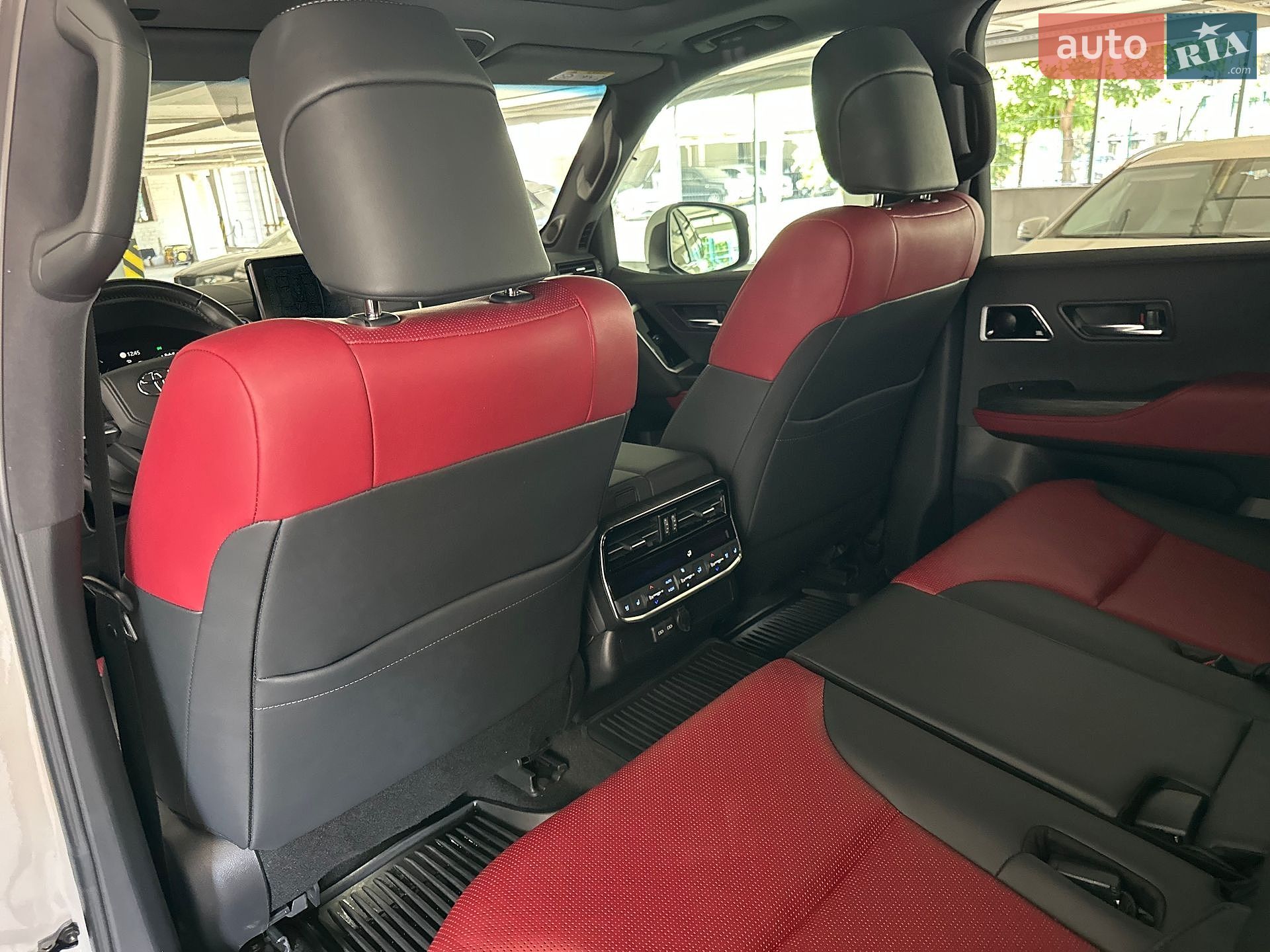 Toyota Land Cruiser 2021 VIN JTMAAABJX04004546 фото оголошення 42 з 63