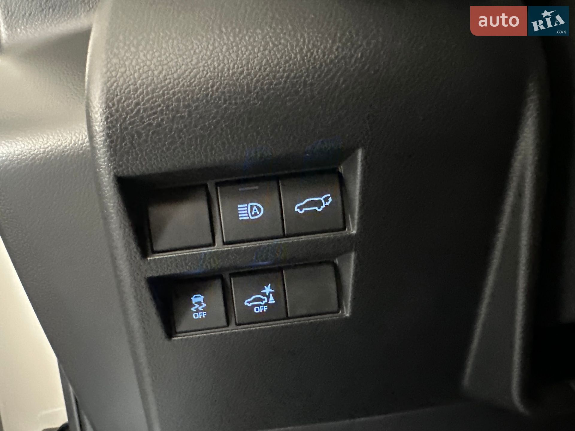 Toyota Land Cruiser 2021 VIN JTMAAABJX04004546 фото оголошення 52 з 63
