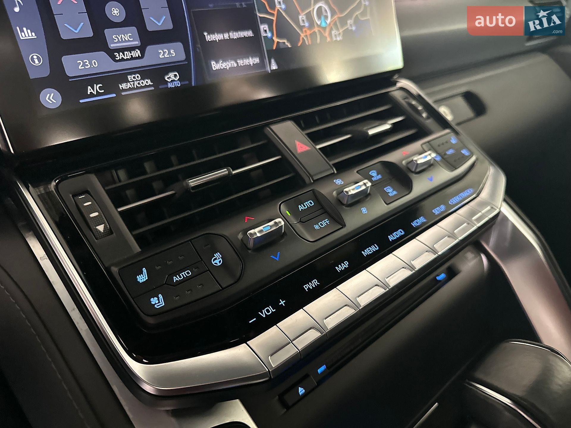 Toyota Land Cruiser 2021 VIN JTMAAABJX04004546 фото оголошення 53 з 63