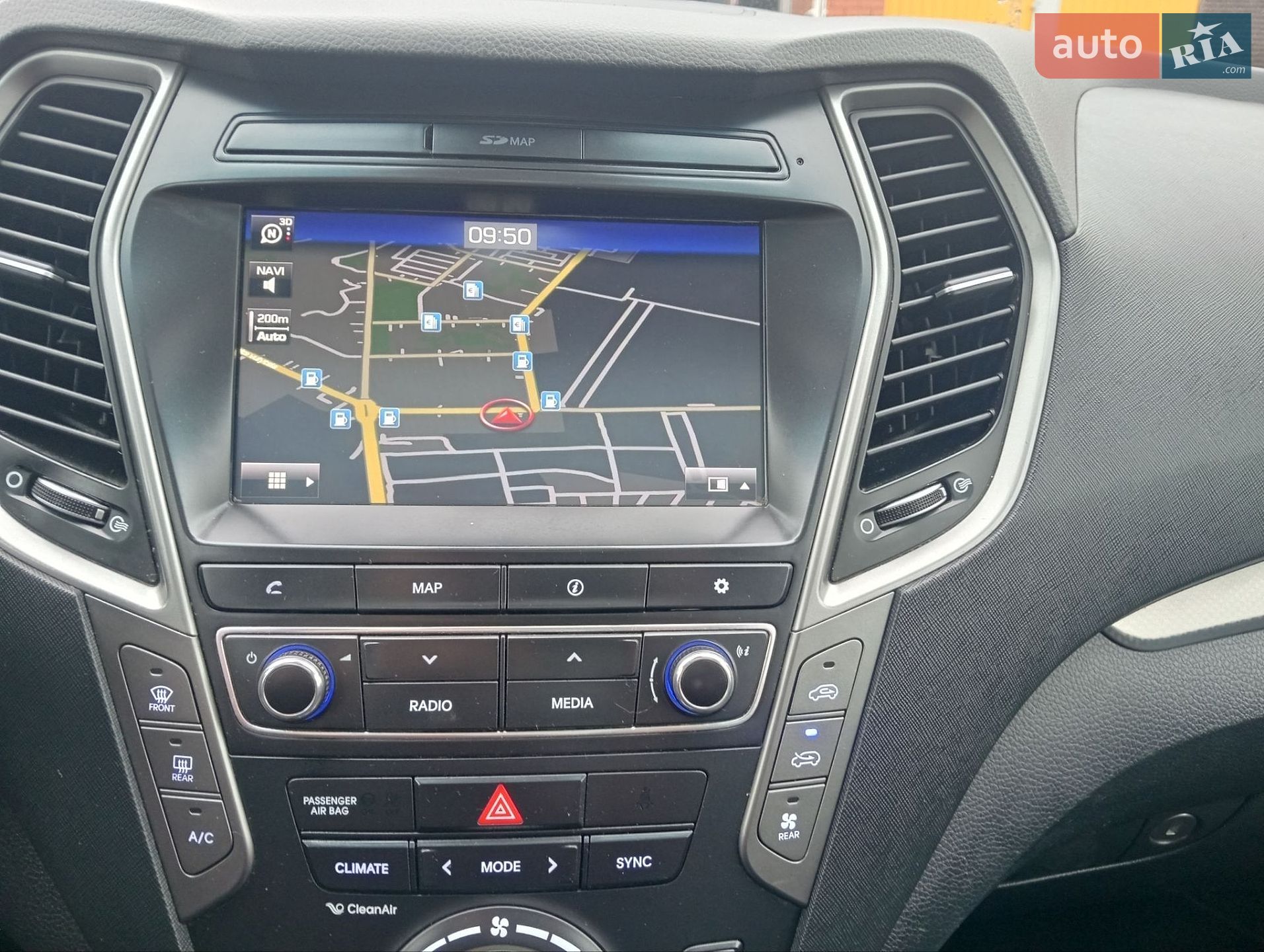 Hyundai Grand Santa Fe 2017 VIN KMHSR81XDHU224445 фото оголошення 33 з 59