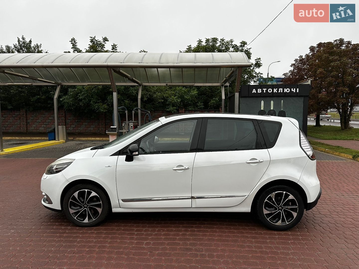 Renault Scenic 2016 VIN VF1JZ030H55326778 фото оголошення 4 з 20