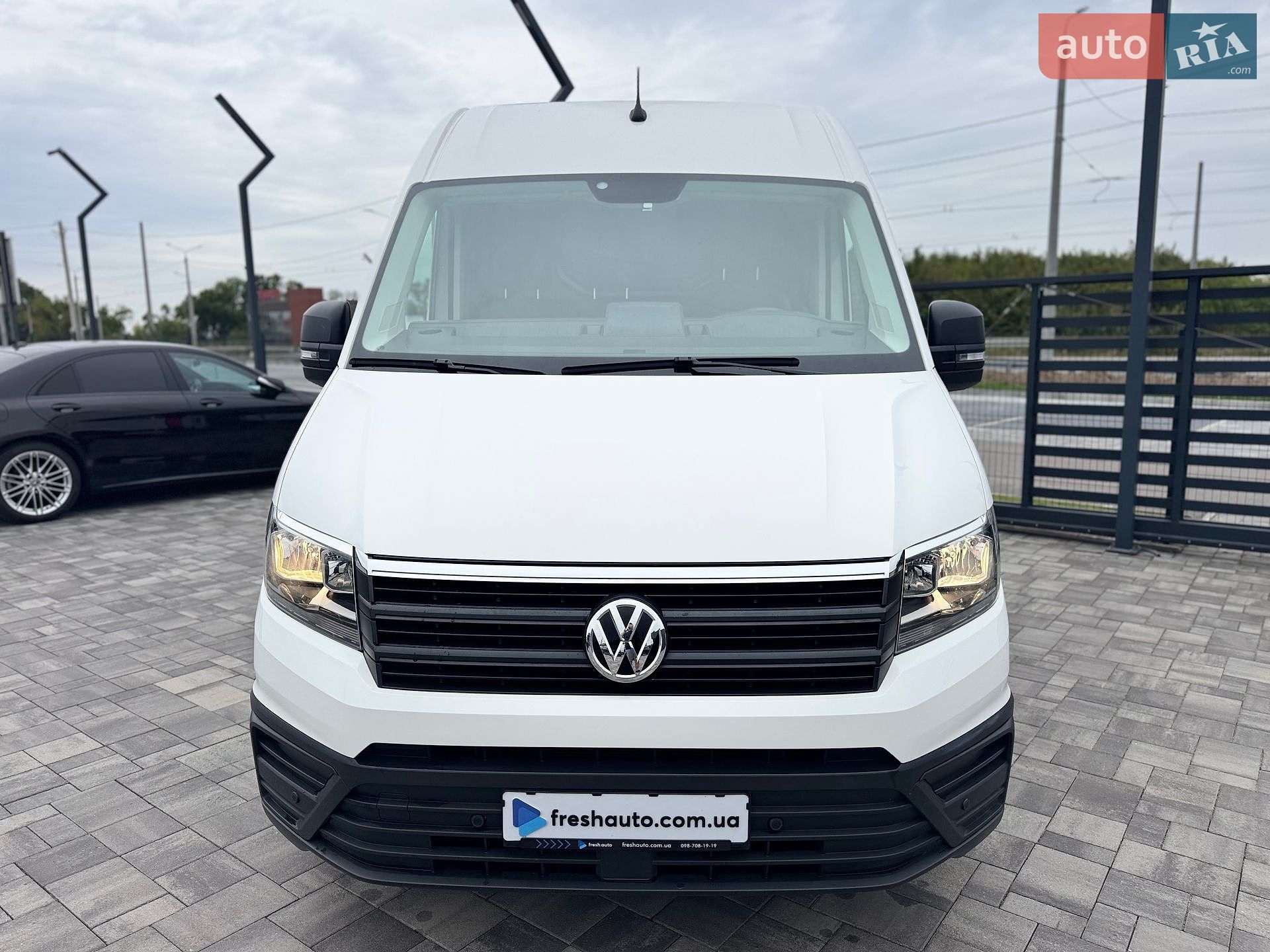 Volkswagen Crafter 2021 VIN WV1ZZZSYZM9040979 фото оголошення 2 з 32