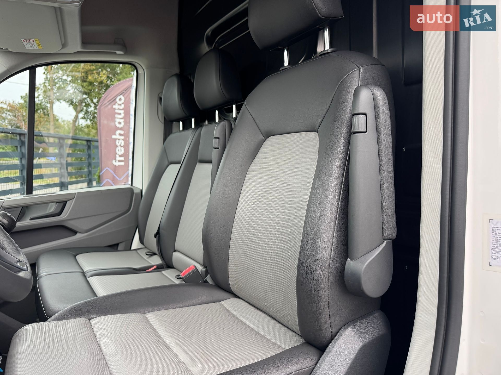 Volkswagen Crafter 2021 VIN WV1ZZZSYZM9040979 фото оголошення 19 з 32