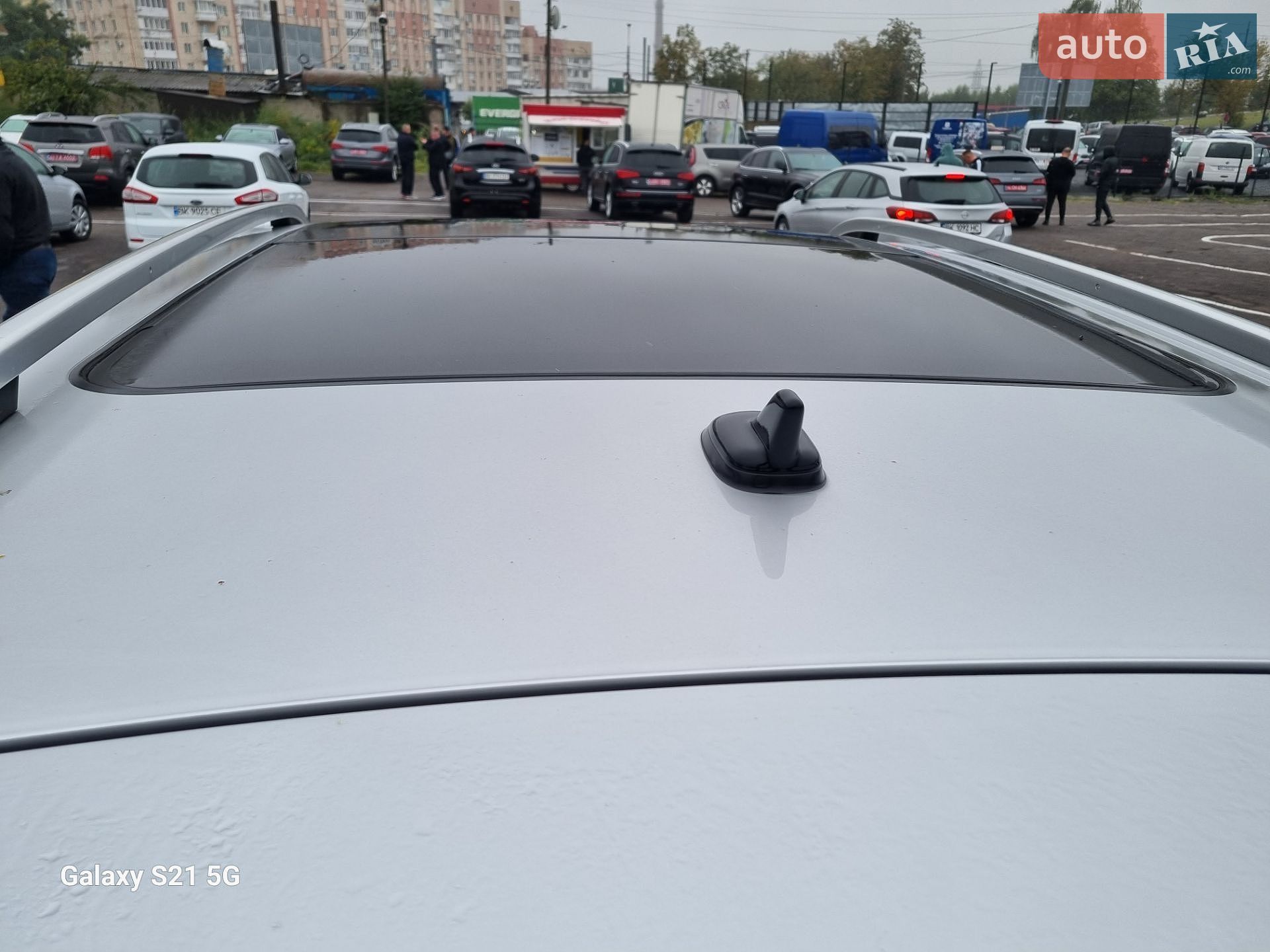 Volkswagen Touareg 2012 VIN WVGEP9BP6DD006752 фото оголошення 12 з 65