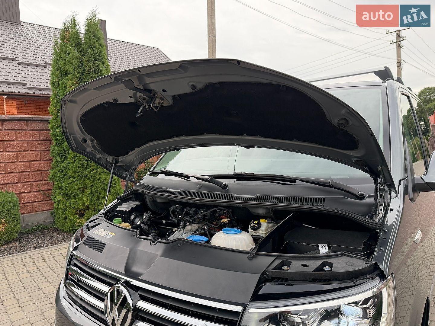 Volkswagen Caravelle 2017 VIN WV2ZZZ7HZHH134097 фото оголошення 38 з 118