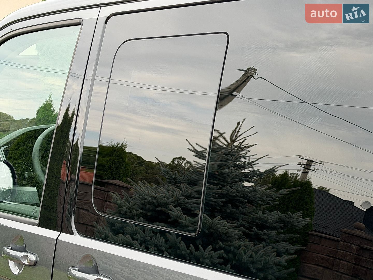 Volkswagen Caravelle 2017 VIN WV2ZZZ7HZHH134097 фото оголошення 7 з 118