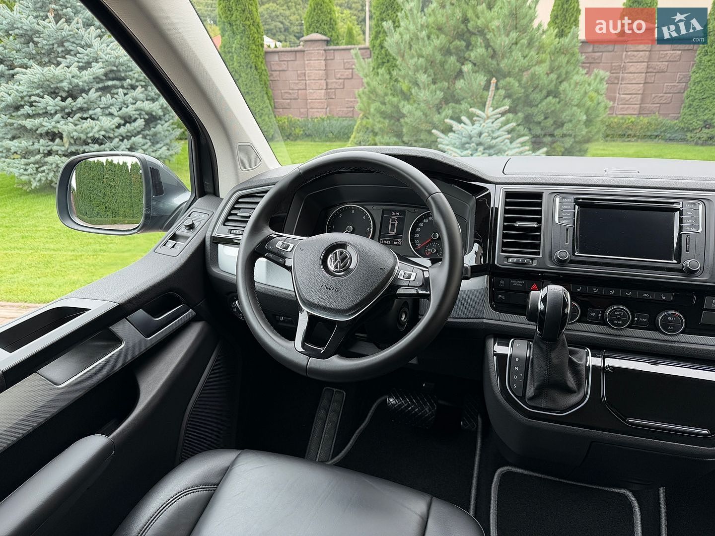 Volkswagen Caravelle 2017 VIN WV2ZZZ7HZHH134097 фото оголошення 74 з 118