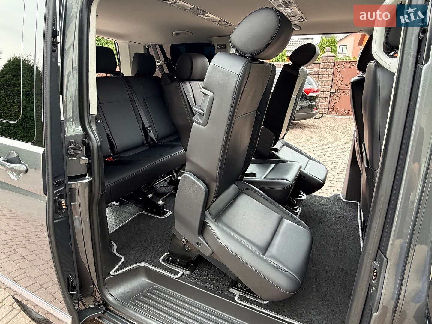 Volkswagen Caravelle 2017 VIN WV2ZZZ7HZHH134097 фото оголошення 96 з 118