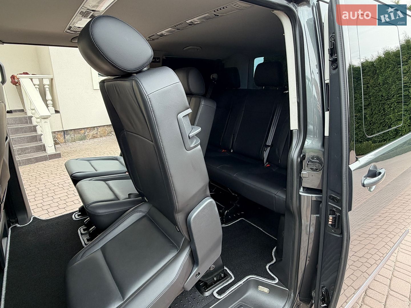 Volkswagen Caravelle 2017 VIN WV2ZZZ7HZHH134097 фото оголошення 98 з 118