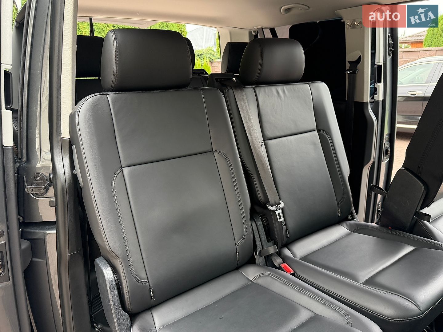 Volkswagen Caravelle 2017 VIN WV2ZZZ7HZHH134097 фото оголошення 99 з 118