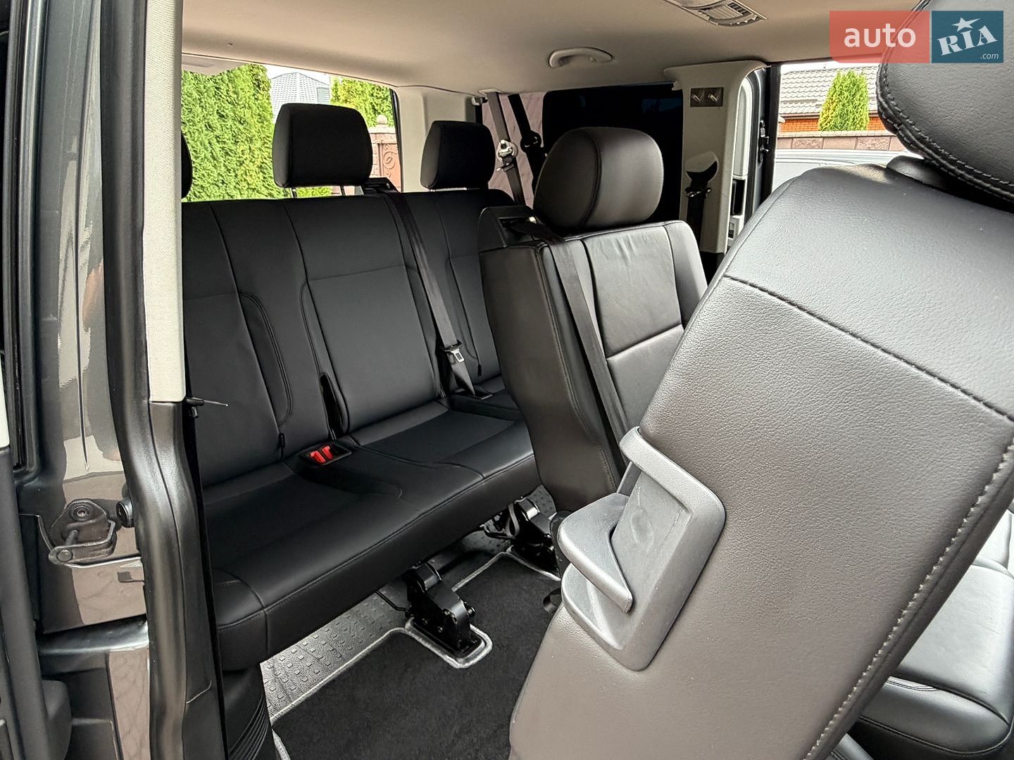 Volkswagen Caravelle 2017 VIN WV2ZZZ7HZHH134097 фото оголошення 101 з 118