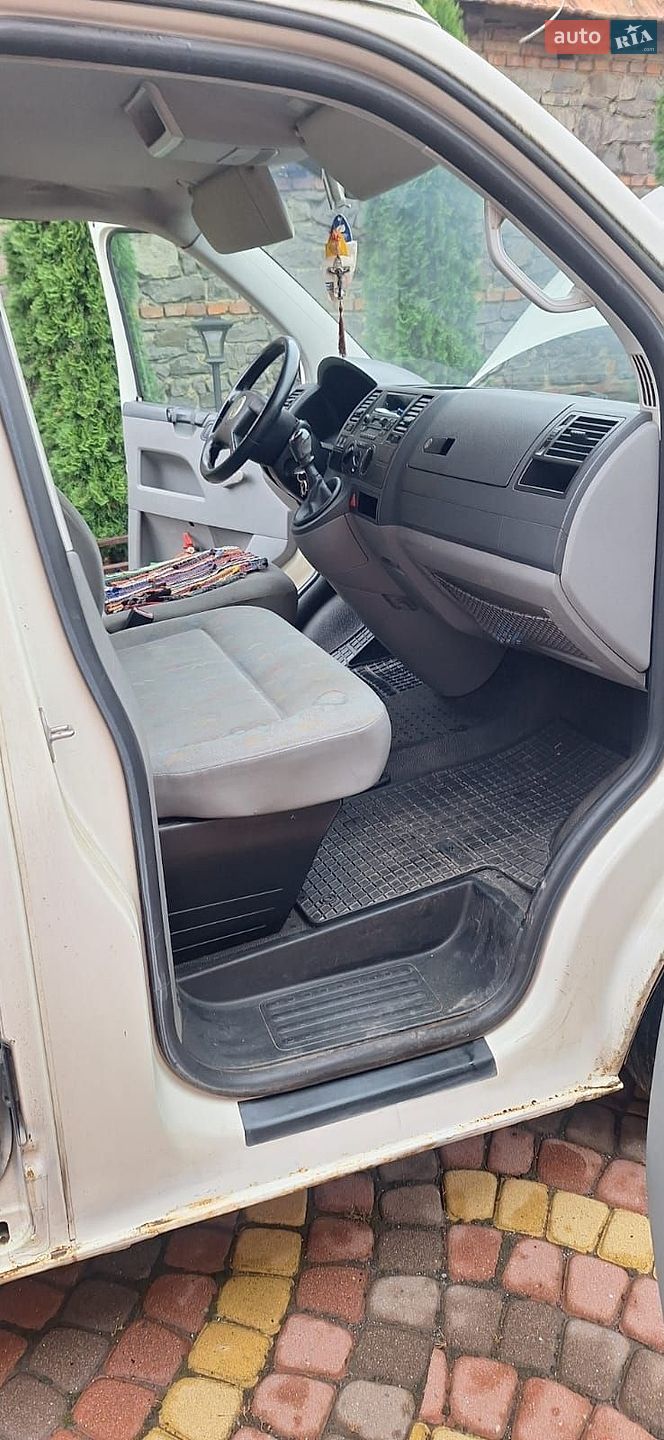 Volkswagen Transporter 2004 VIN WV1ZZZ7HZ5H049698 фото оголошення 3 з 14