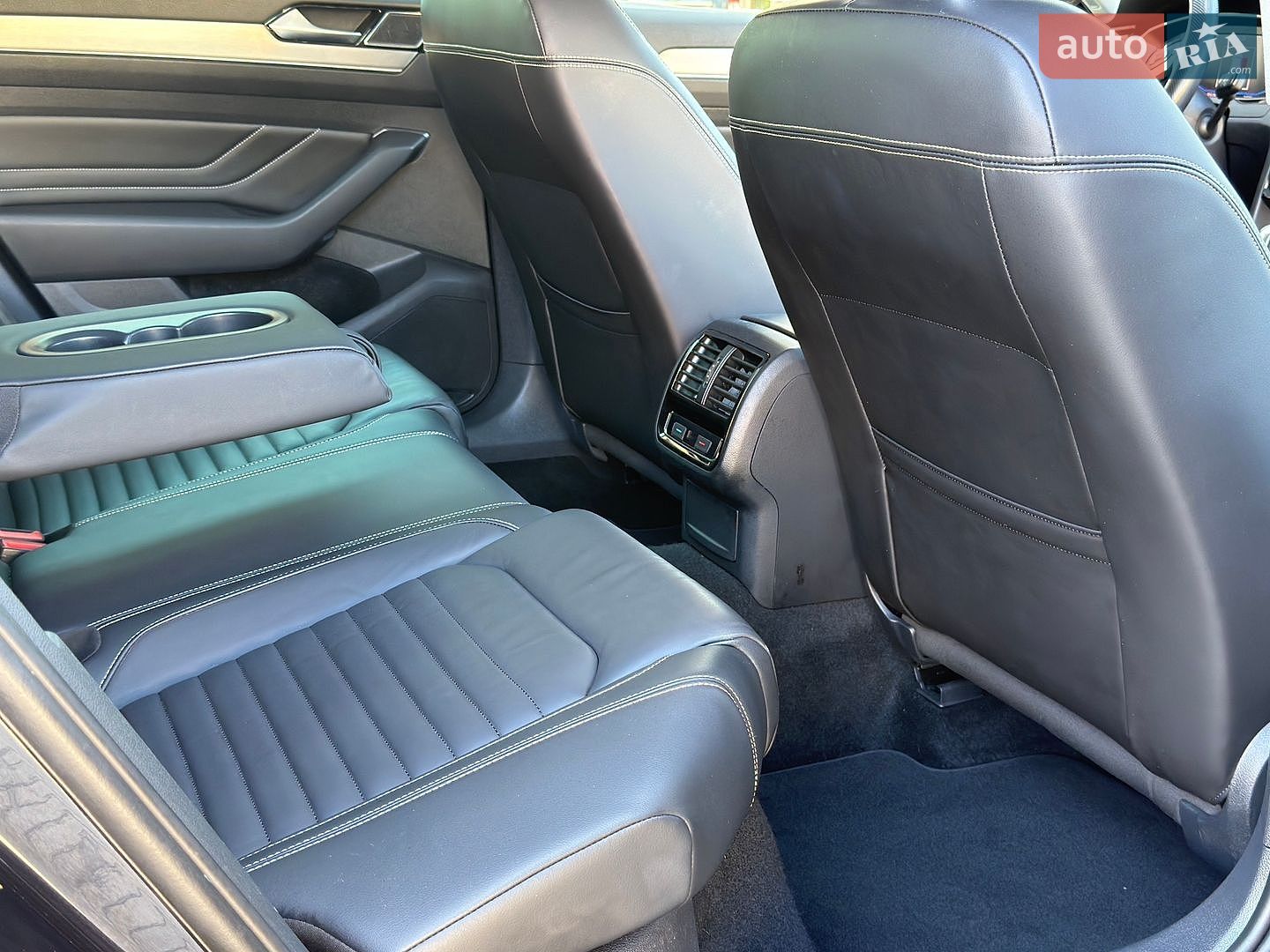 Volkswagen Passat Alltrack 2021 VIN WVWZZZ3CZME090432 фото оголошення 32 з 70