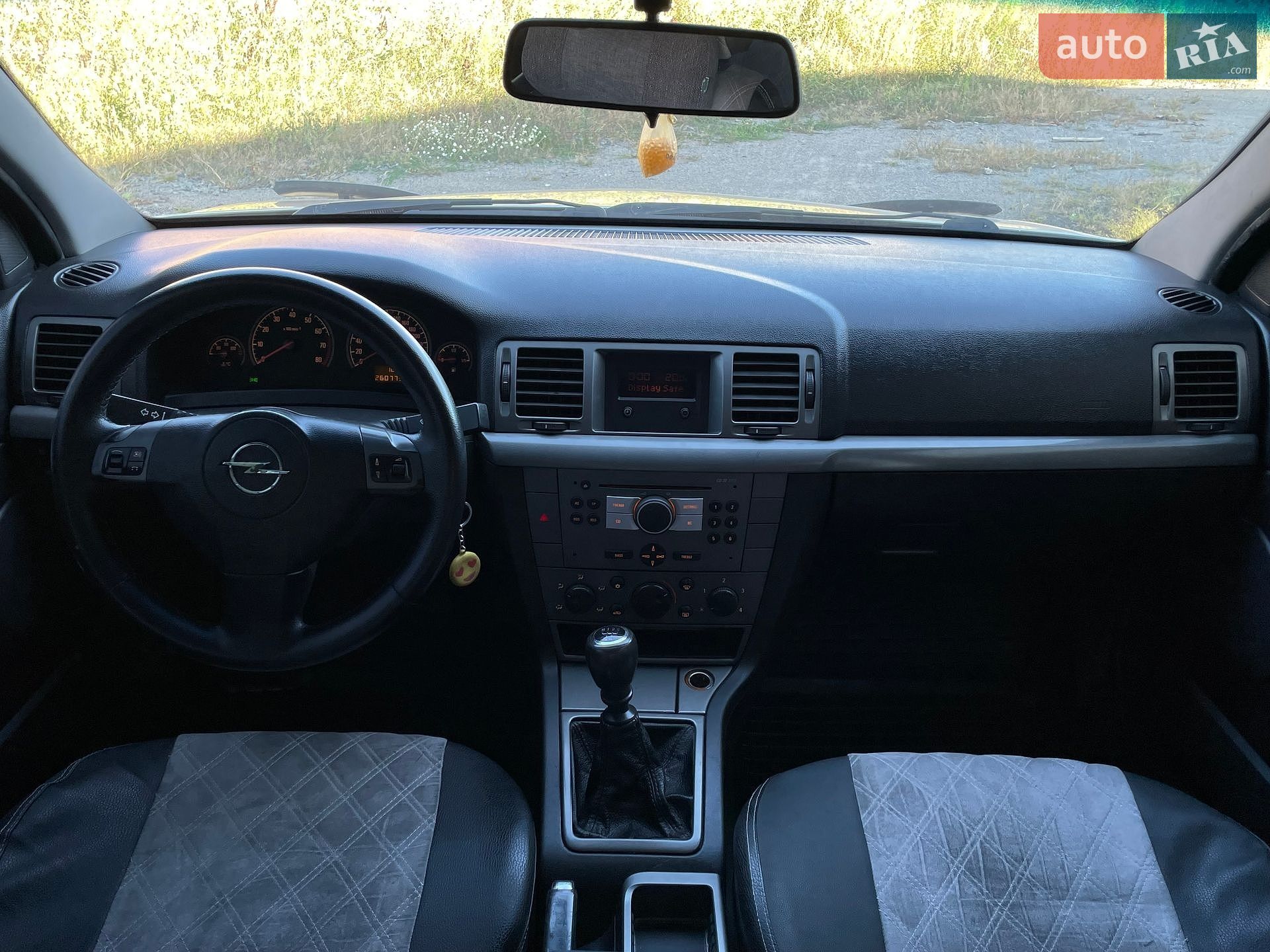 Opel Vectra 2005 VIN Y6D0ZCF6961002707 фото оголошення 2 з 55