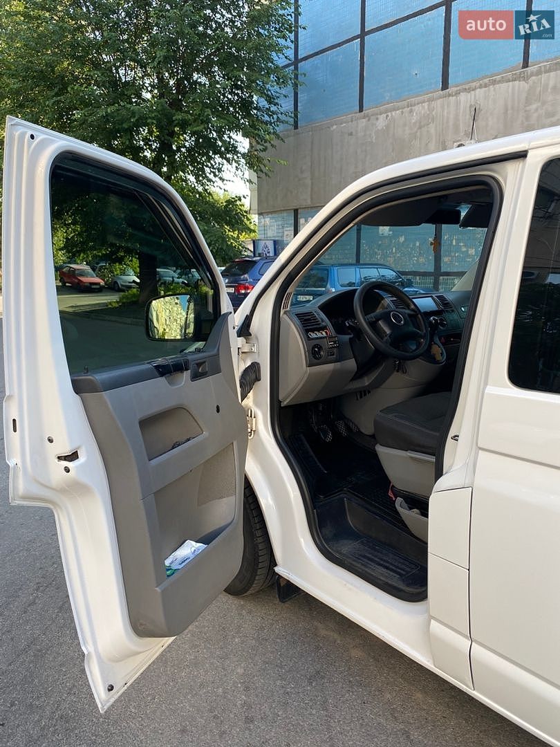 Volkswagen Transporter 2004 VIN WV1ZZZ7HZ4H045638 фото оголошення 11 з 25