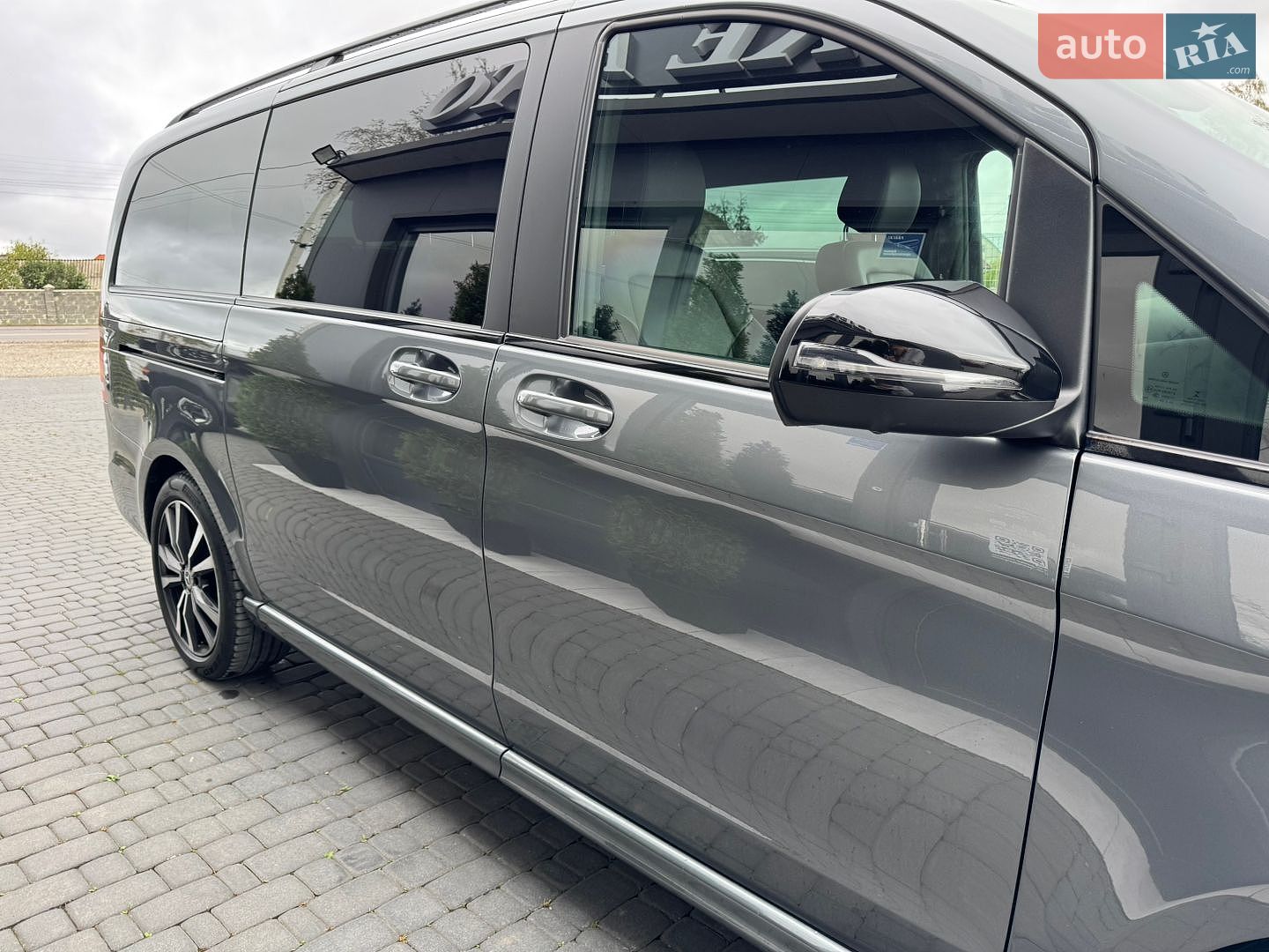 Mercedes-Benz V-Class 2021 VIN W1V44781313884592 фото оголошення 14 з 32