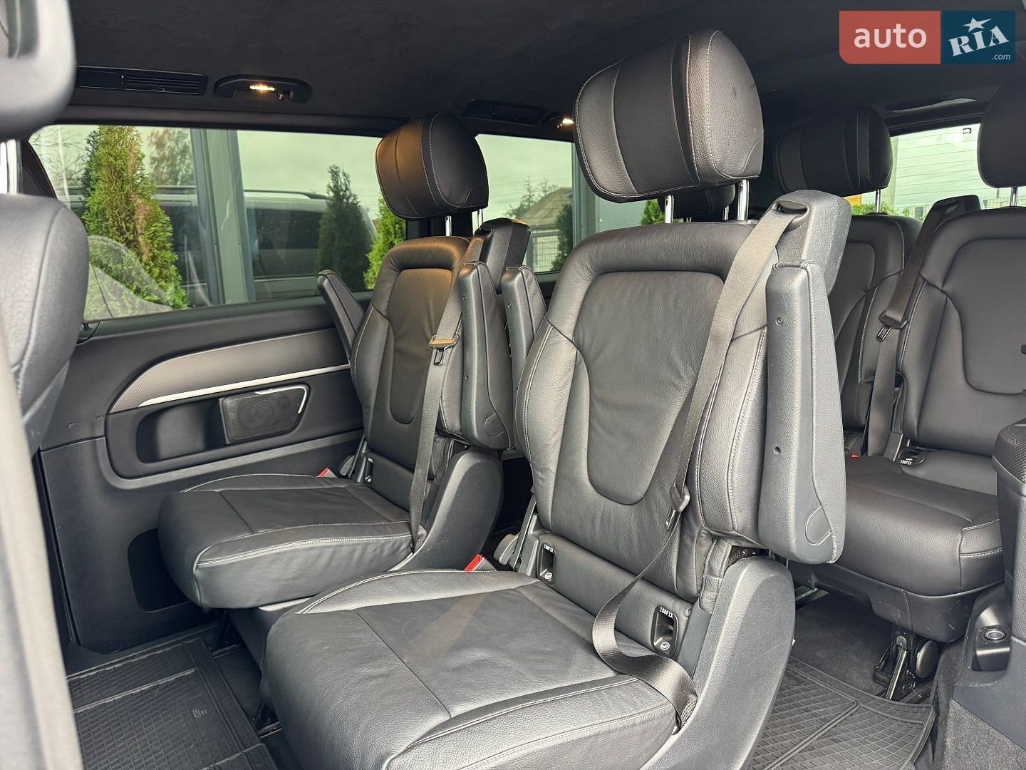Mercedes-Benz V-Class 2021 VIN W1V44781313884592 фото оголошення 19 з 32