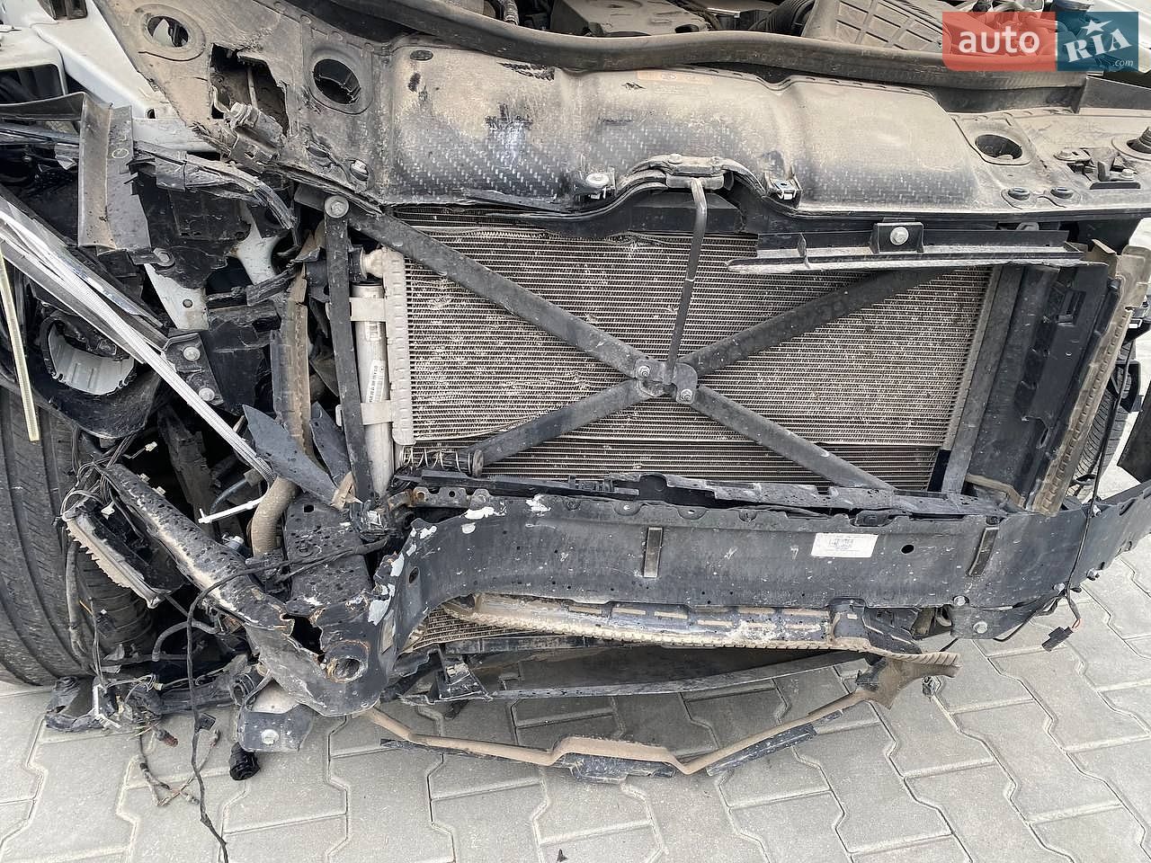 Mercedes-Benz GLE-Class 2019 VIN 4JGFB5KB1LA153352 фото оголошення 7 з 27