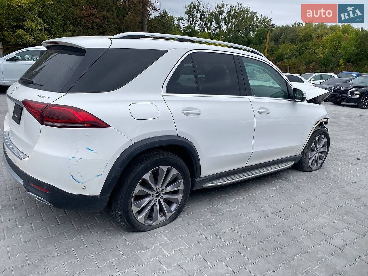 Mercedes-Benz GLE-Class 2019 VIN 4JGFB5KB1LA153352 фото оголошення 12 з 27