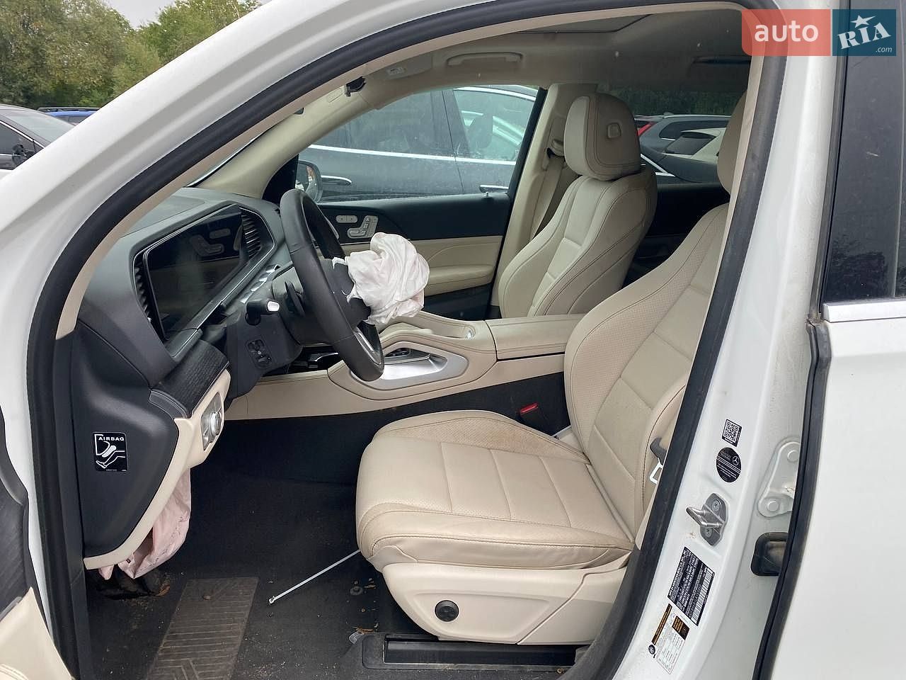 Mercedes-Benz GLE-Class 2019 VIN 4JGFB5KB1LA153352 фото оголошення 13 з 27