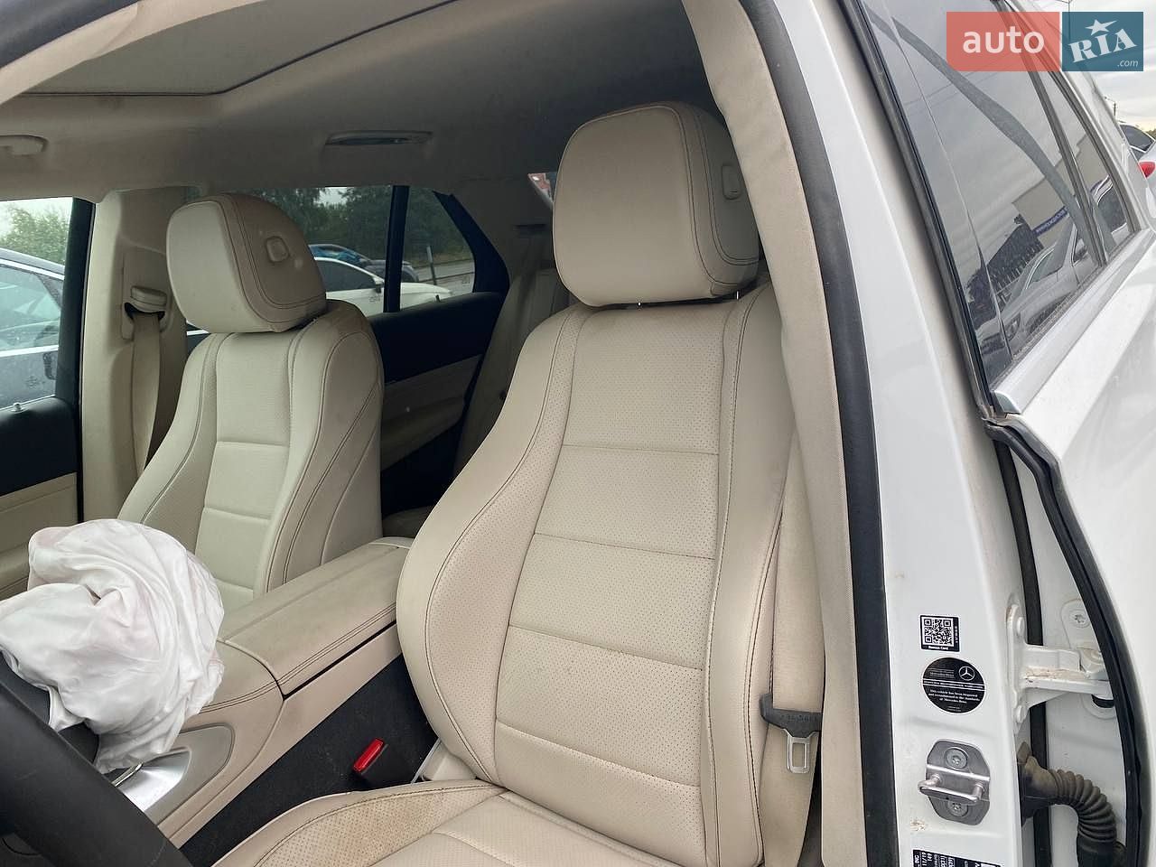 Mercedes-Benz GLE-Class 2019 VIN 4JGFB5KB1LA153352 фото оголошення 14 з 27