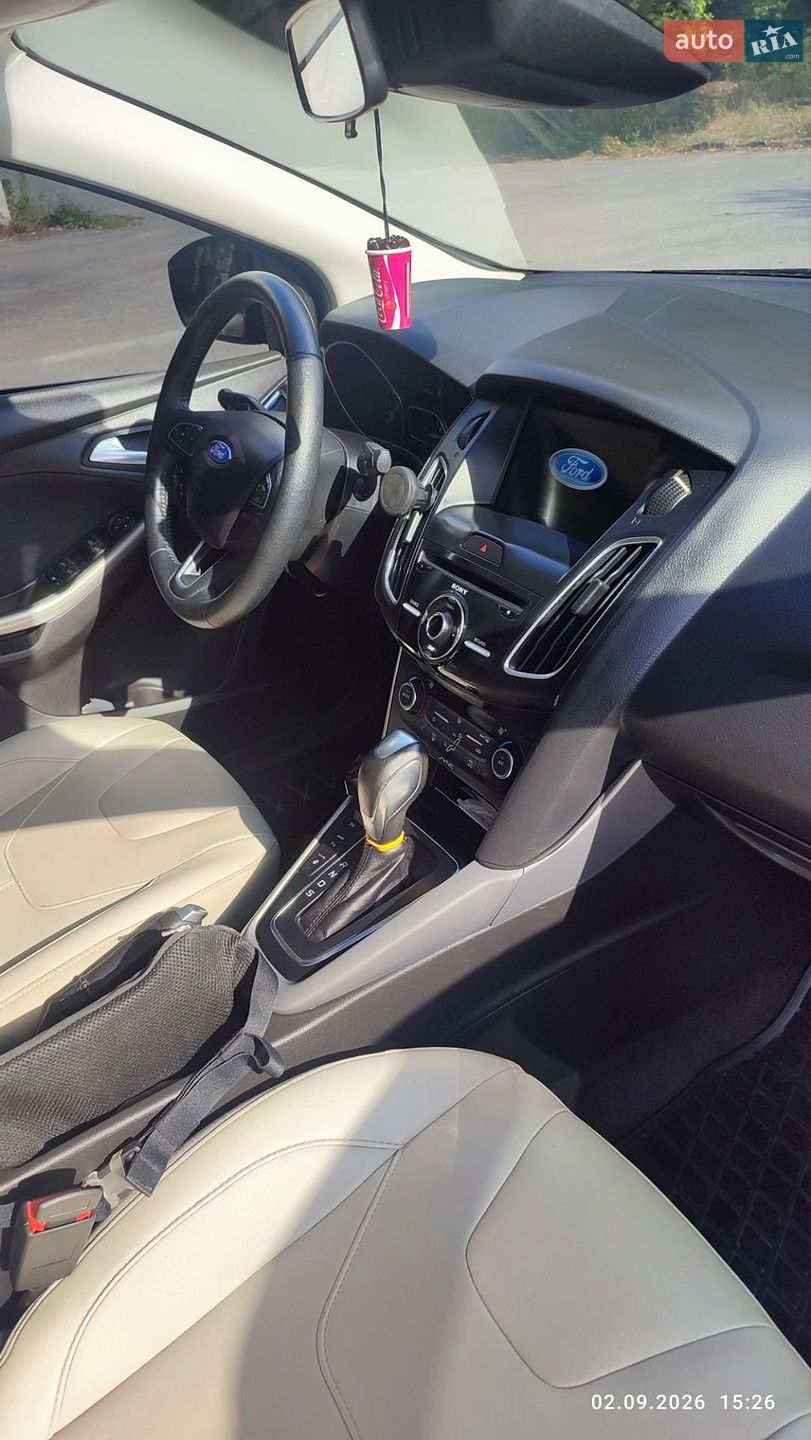 Ford Focus 2017 VIN 1FADP3J21HL302167 фото оголошення 3 з 19