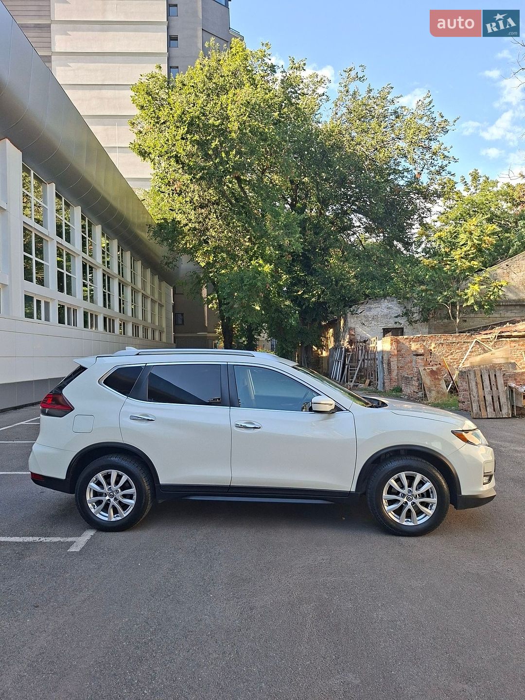 Nissan Rogue 2018 VIN KNMAT2MT3JP580204 фото оголошення 23 з 25