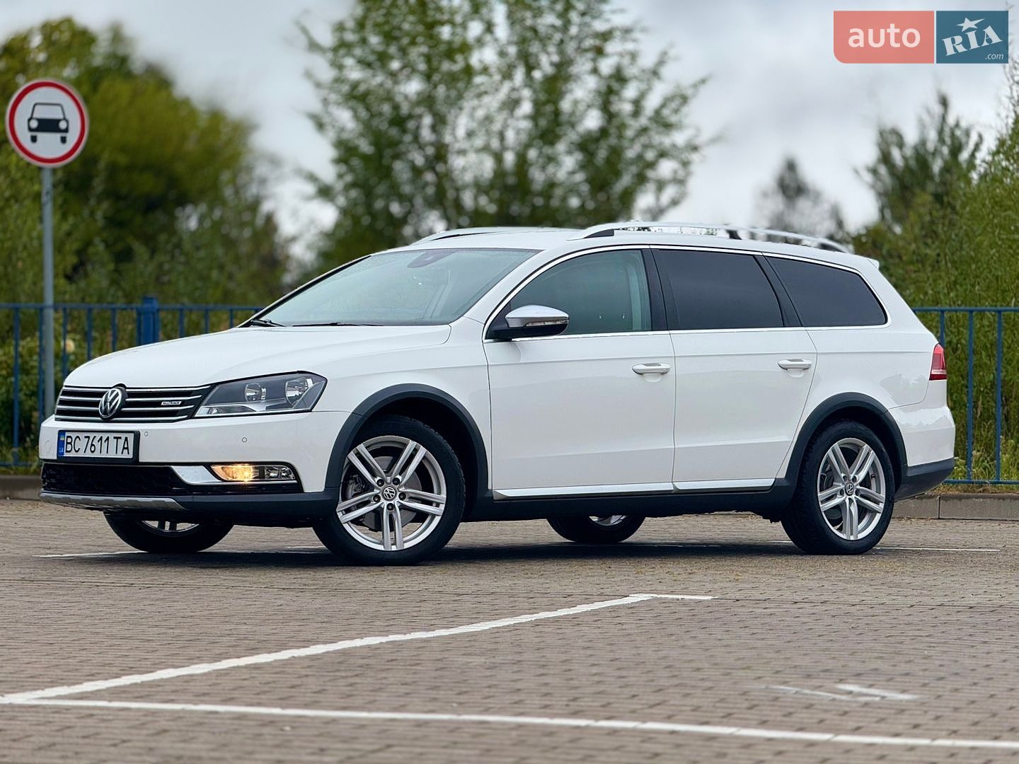 Volkswagen Passat 2014 VIN WVWZZZ3CZFE025857 фото оголошення 4 з 88