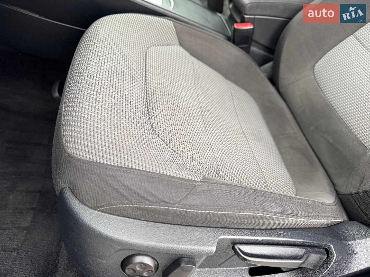Volkswagen Passat 2014 VIN WVWZZZ3CZFE025857 фото оголошення 57 з 88
