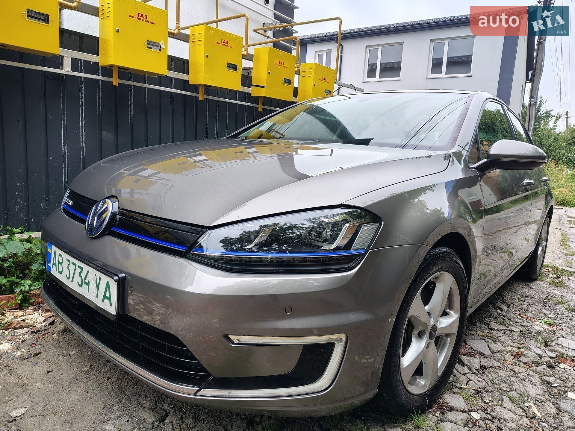 Volkswagen e-Golf 2015 VIN WVWZZZAUZGW904755 фото оголошення 2 з 11