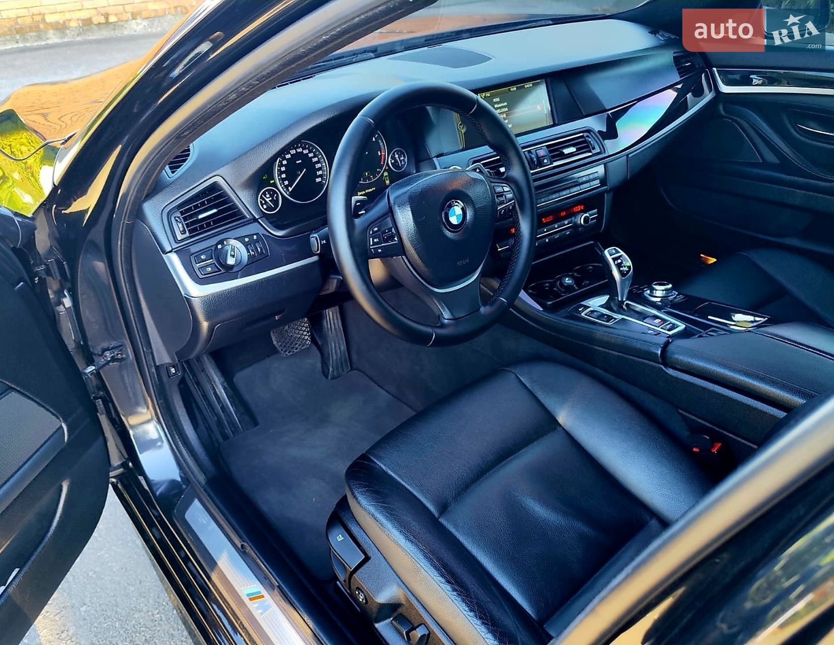 BMW 5 Series 2011 VIN WBAMX310X0C795938 фото оголошення 9 з 10