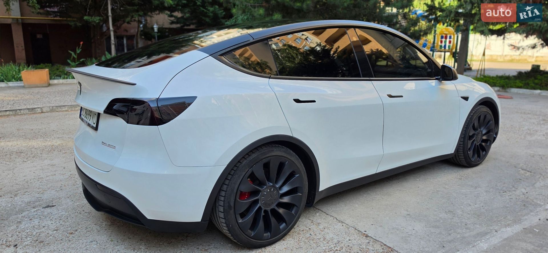 Tesla Model Y 2022 VIN 7SAYGDEF2NF457519 фото оголошення 18 з 23