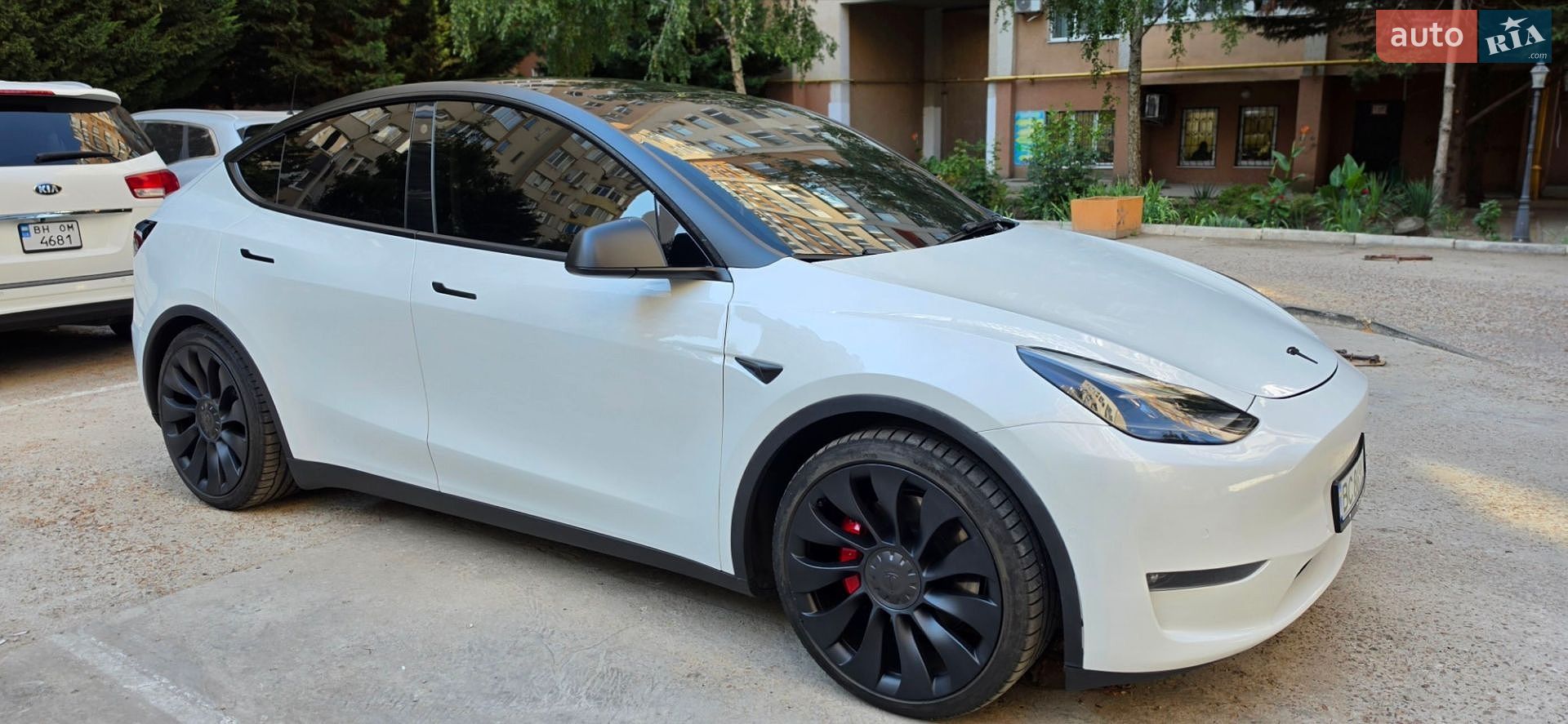 Tesla Model Y 2022 VIN 7SAYGDEF2NF457519 фото оголошення 22 з 23