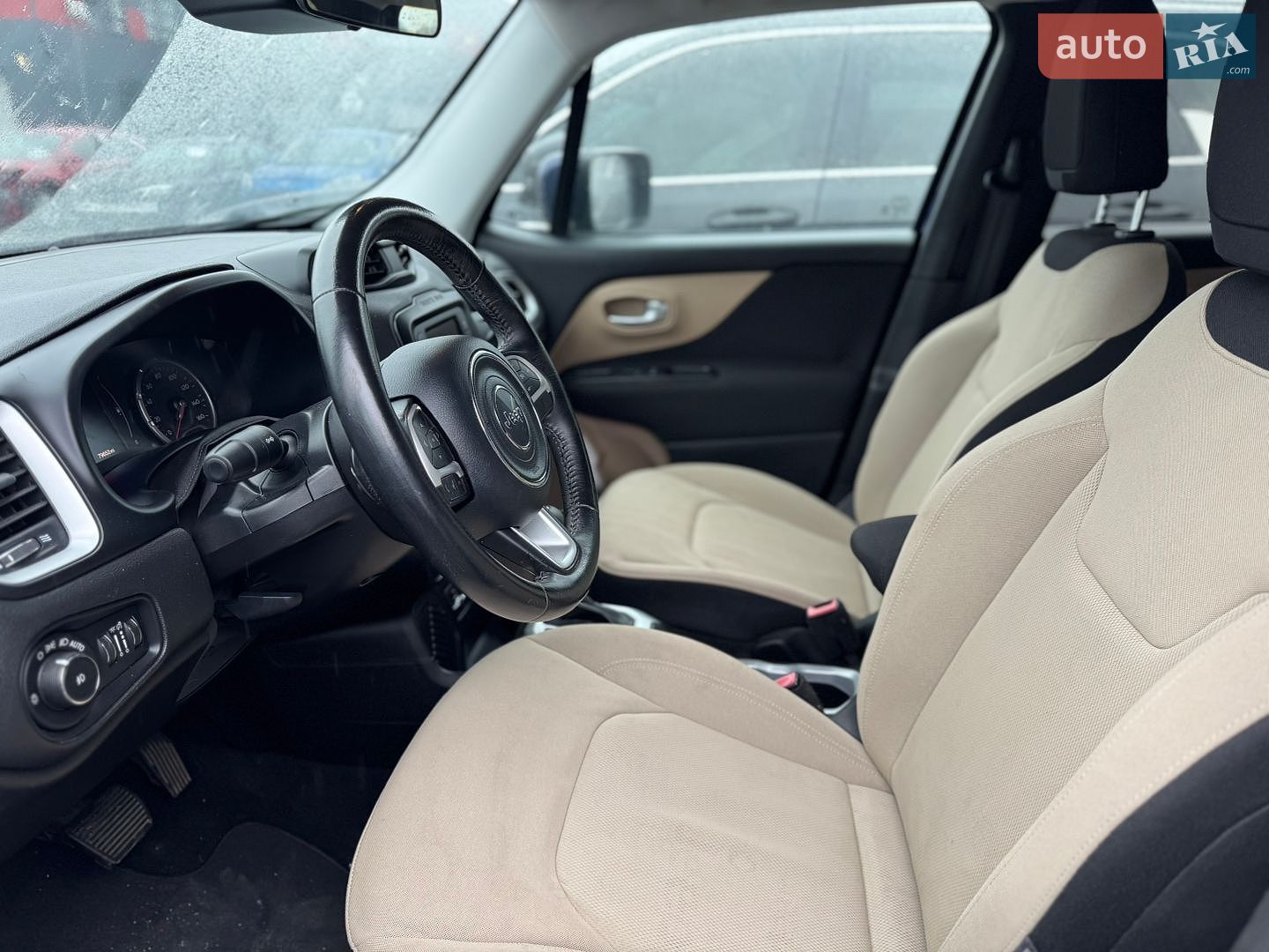Jeep Renegade 2015 VIN ZACCJABT1GPC44610 фото оголошення 8 з 20