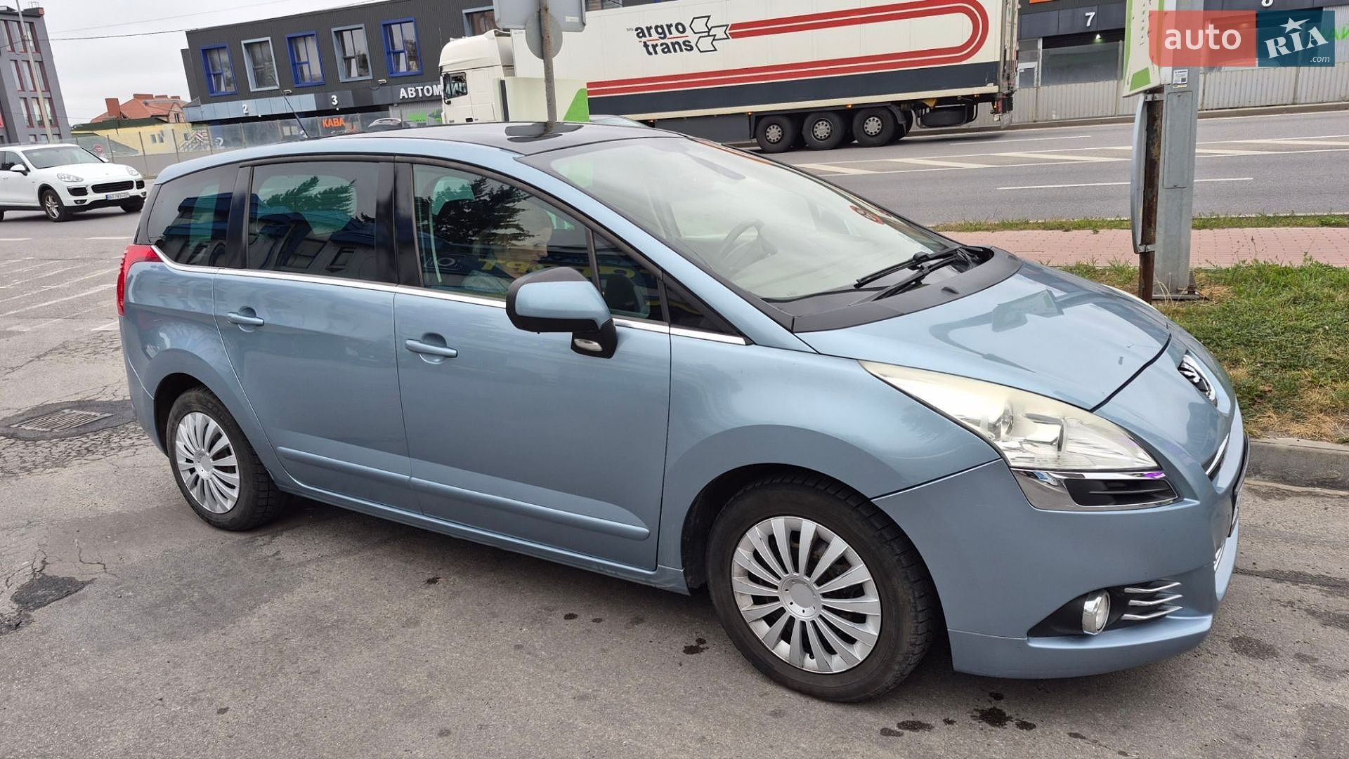 Peugeot 5008 2010 VIN VF30A5FV8AS071086 фото оголошення 3 з 25