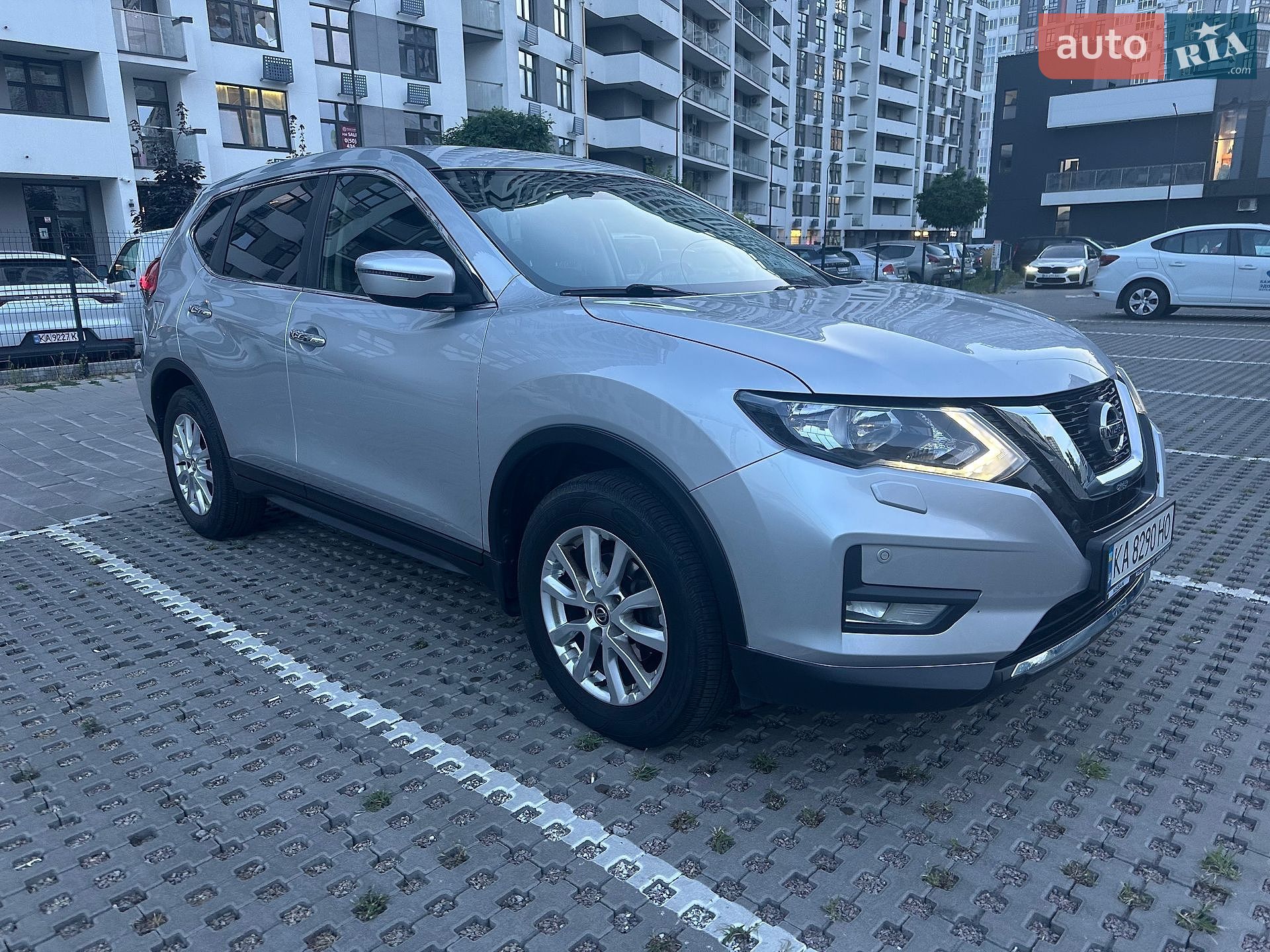 Nissan X-Trail 2019 VIN JN1TAAT32U0101053 фото оголошення 4 з 22