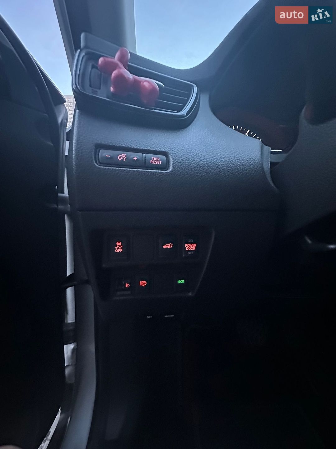 Nissan X-Trail 2019 VIN JN1TAAT32U0101053 фото оголошення 15 з 22