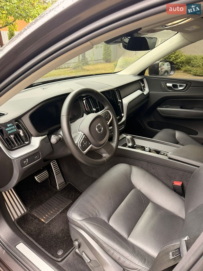 Volvo XC60 2021 VIN YV1UZK5VDN1901207 фото оголошення 25 з 27