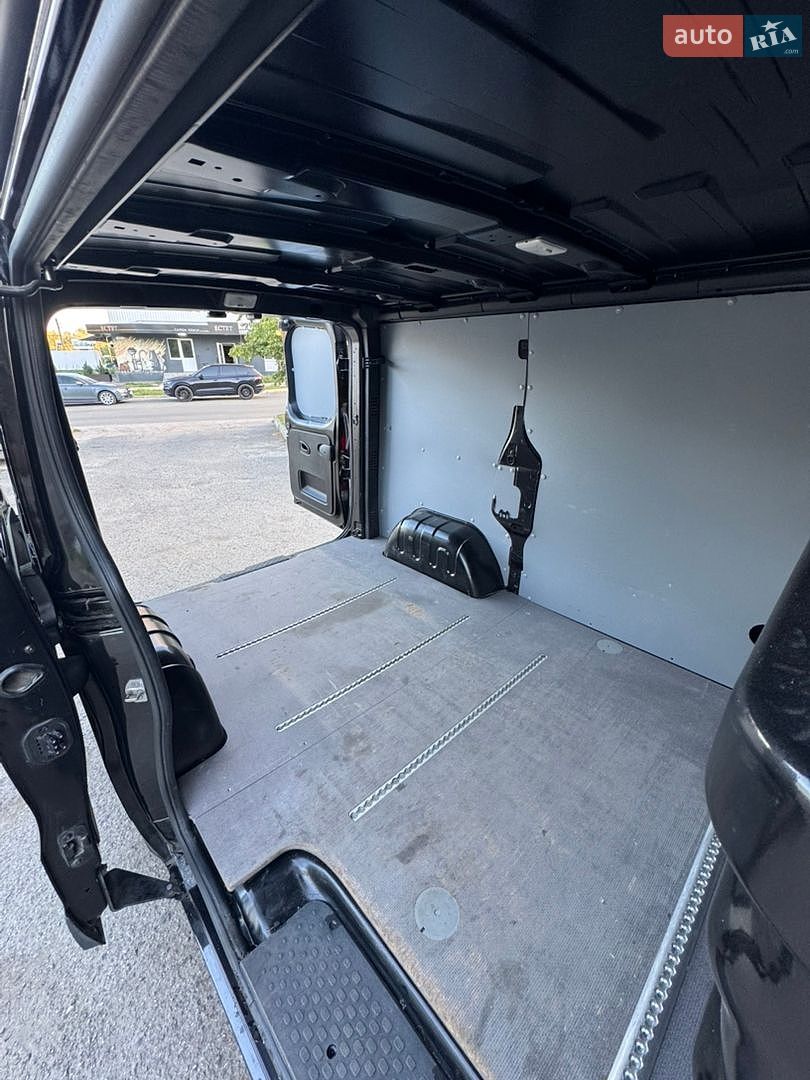 Renault Trafic 2021 VIN VF1FL000867011828 фото оголошення 14 з 19