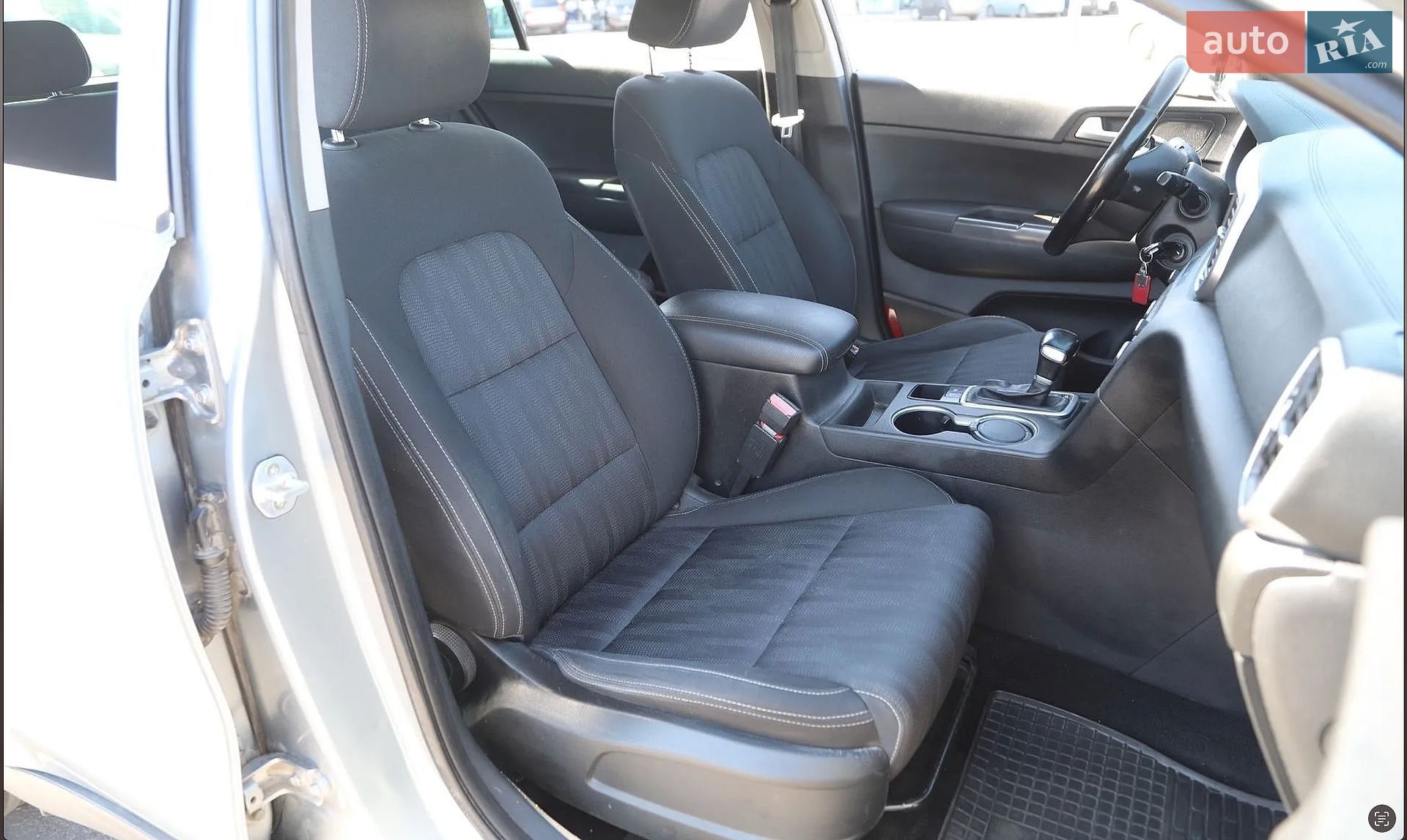 Kia Sportage 2018 VIN U5YPG812GKL586904 фото оголошення 14 з 25