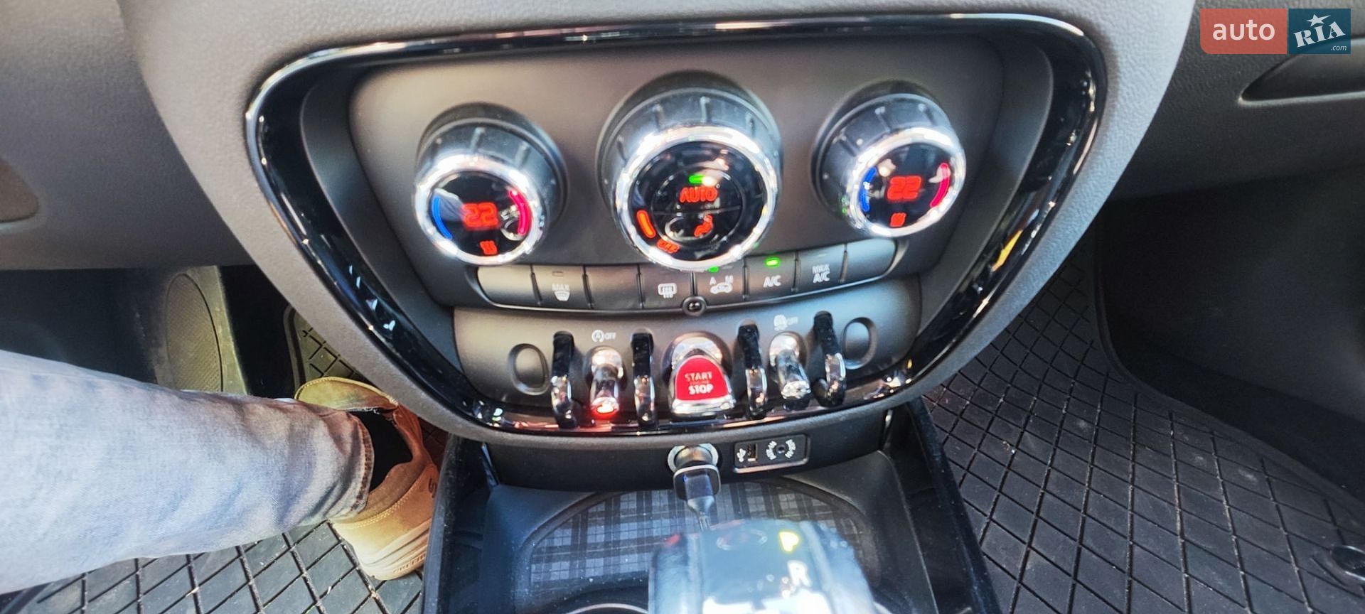 MINI Clubman 2016 VIN WMWLN9C52G2E47602 фото оголошення 5 з 67